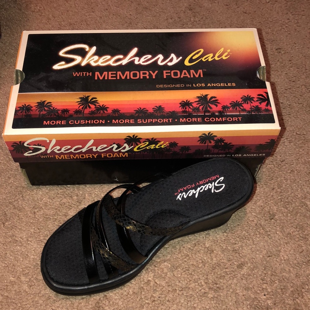 Wedge sandals - Picture 2 of 4